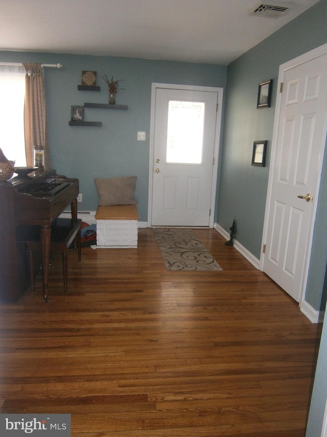 128 Thompson Ave, Mount Royal, NJ 08061 - photo 4