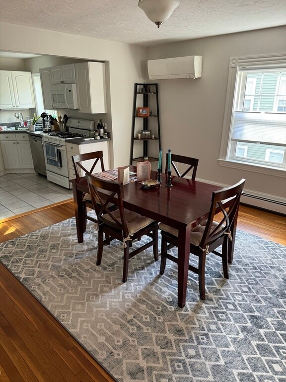 239 Robbins St unit 2, Waltham, MA 02453 - photo 4