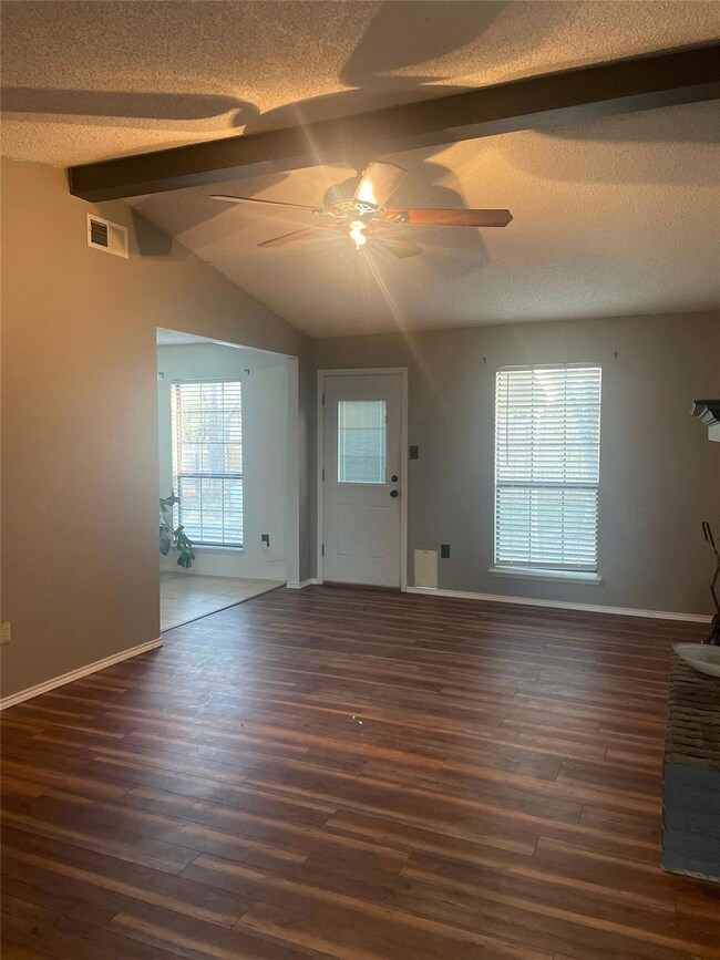 3902 Karen Dr, Abilene, TX 79606 - photo 4