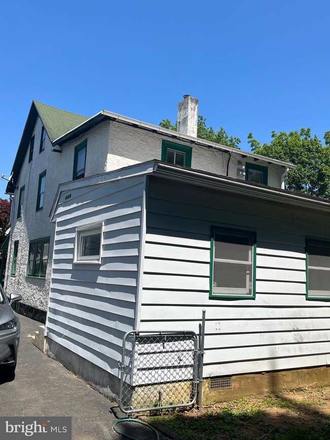 235 Callanan Ave, Bryn Mawr, PA 19010 - photo 5