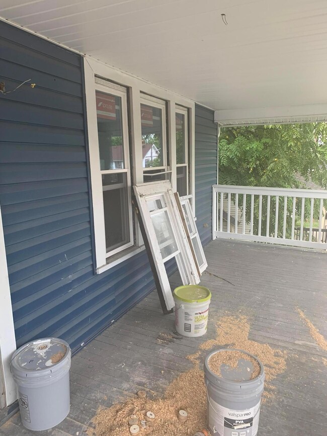 823 Lilley Ave unit 5, Columbus, OH 43205 - photo 2