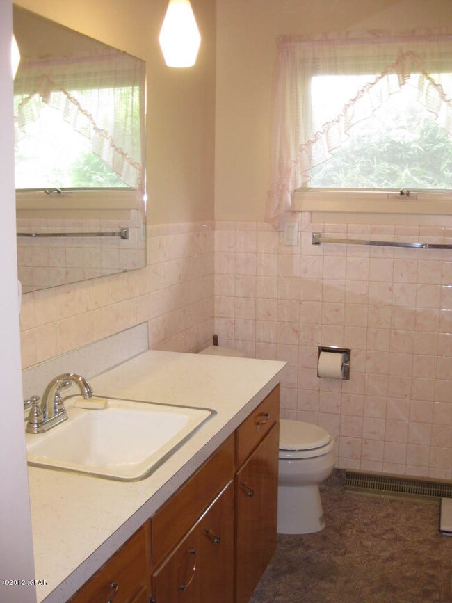 main flr bath