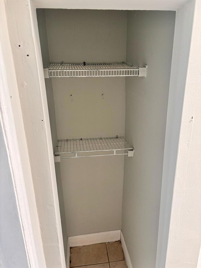 817 7th St unit 2, West Palm Beach, FL 33401 - photo 5