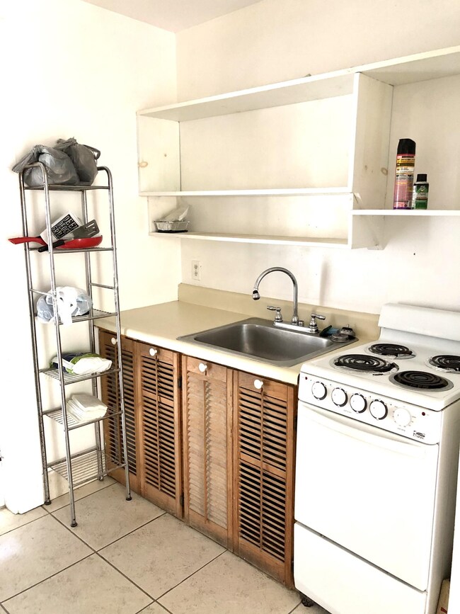 3EE81D23-1658-44BA-B1D6-DBEA2E91F786_1_2