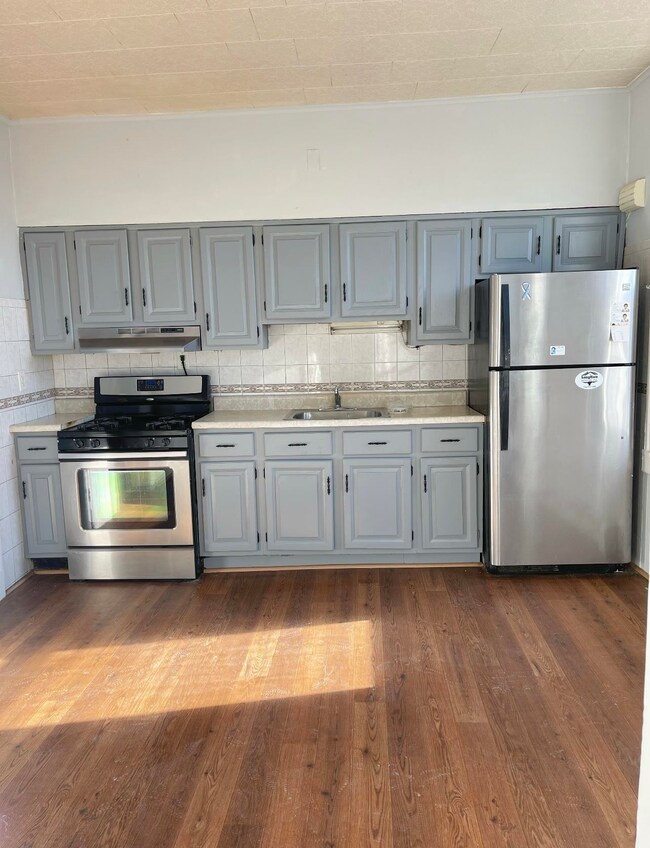 427 66th St unit 2, West New York, NJ 07093 - photo 4