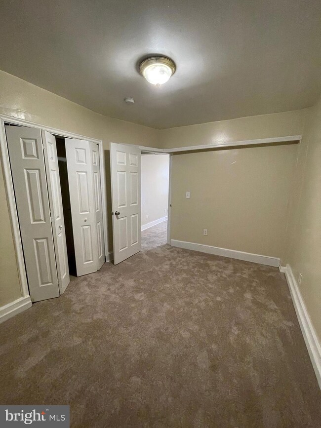 34 O St NW unit B, Washington, DC 20001 - photo 2