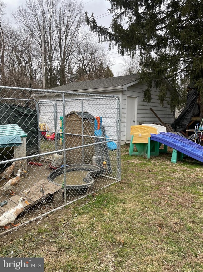 22 Bartram Ave, Mount Holly, NJ 08060 - photo 6