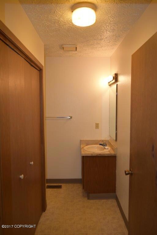 2432 E 66th Ave, Anchorage, AK 99507 - photo 7