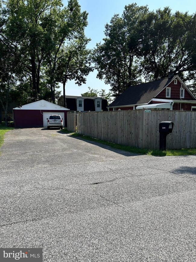 2235 Lincoln Ave, Sparrows Point, MD 21219 - photo 7