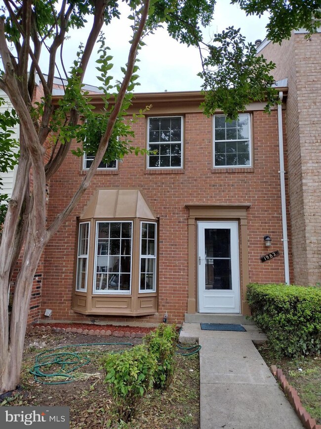 1983 Mayflower Dr, Woodbridge, VA 22192 - photo 3