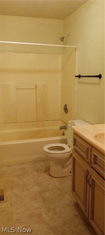 1912 E 40th St, Lorain, OH 44055 - photo 5