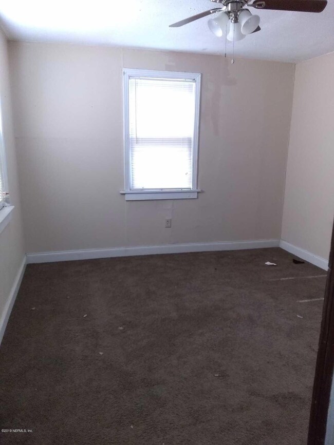 7D8B943A-EA58-45C3-A2EC-9137AC80D9BC