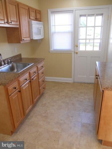 3610 Bellevale Ave, Baltimore, MD 21206 - photo 7