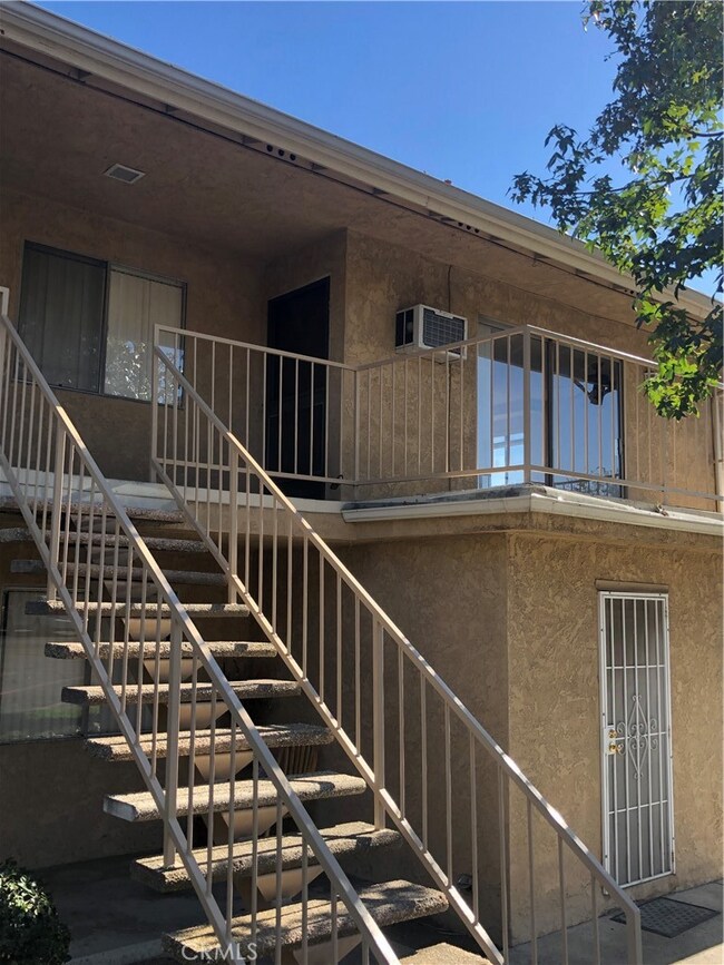 8649 Calle Del Prado, Rancho Cucamonga, CA 91730 - photo 7