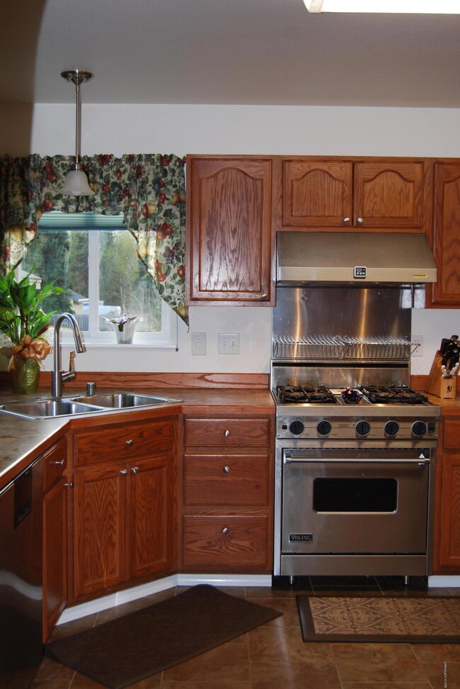 11940 Devonshire Cir, Anchorage, AK 99516 - photo 4