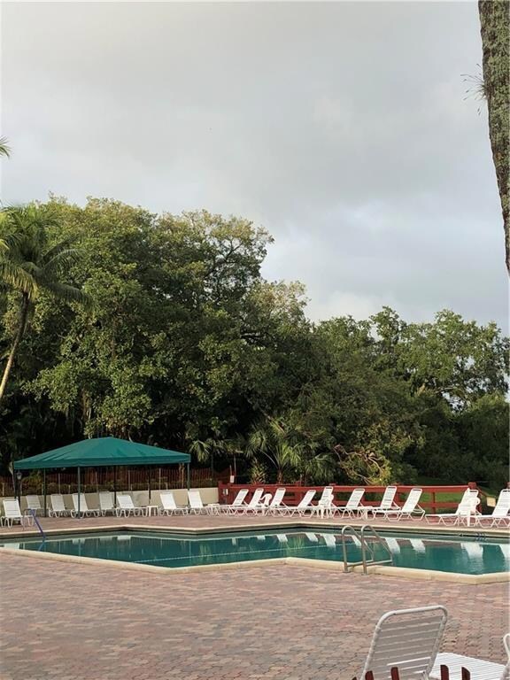 1631 W Oak Knoll Cir, Davie, FL 33324 - photo 3