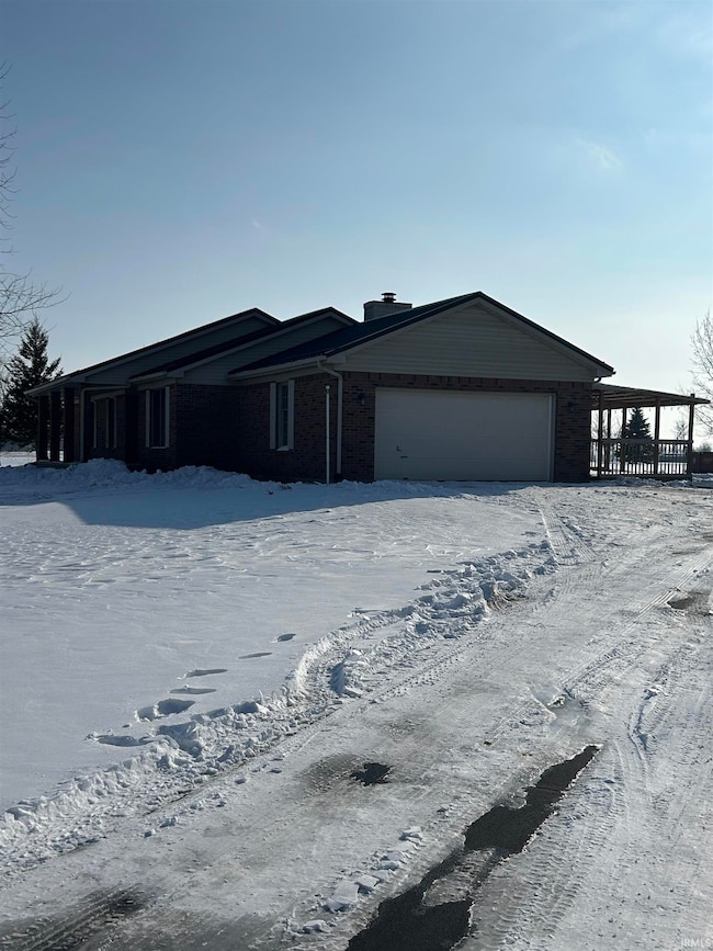 1051 W Division Rd, Huntington, IN 46750 - photo 2