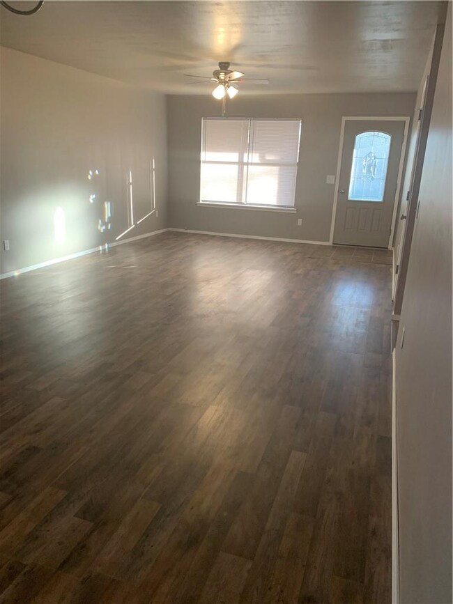 112 Doolin Dr, Elkins, AR 72727 - photo 6