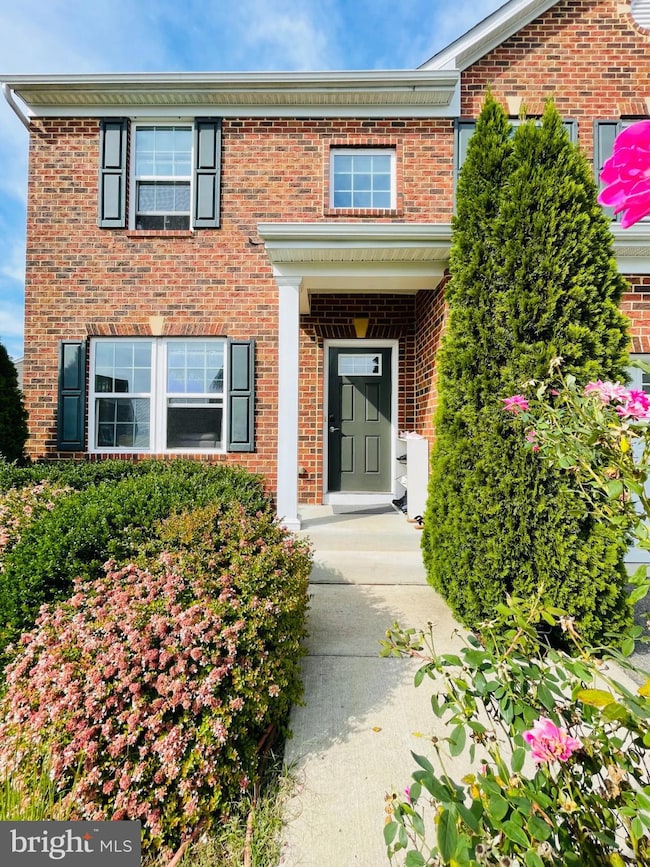 3214 Fledgling Cir, Woodbridge, VA 22193 - photo 7