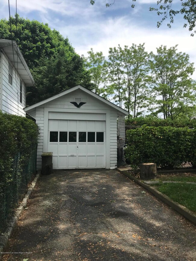 10 Halsey St 4