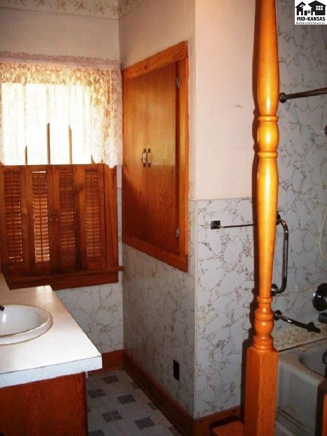 28512 W Clark Rd, Plevna, KS 67568 - photo 4