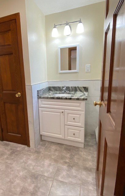 41 Broadsound Ave unit 3, Revere, MA 02151 - photo 3