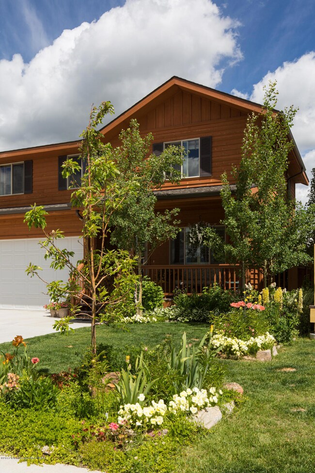 Custom Landscaping