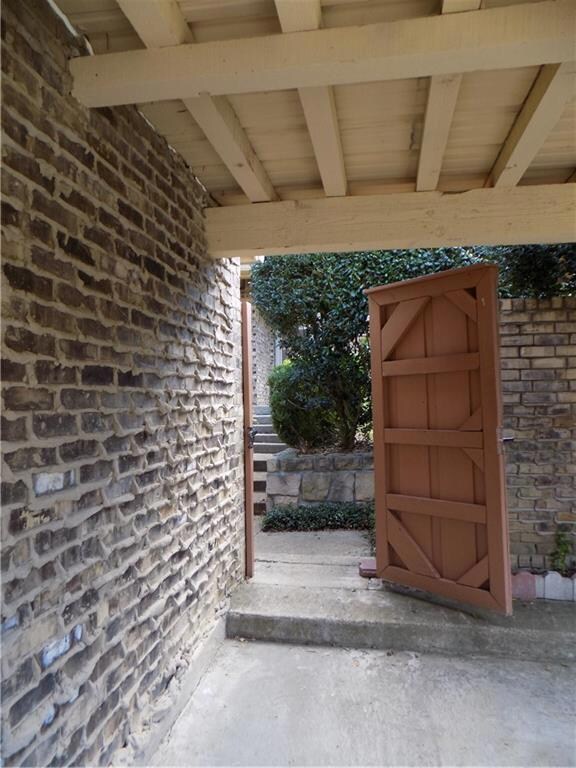 Private & Secured Gate