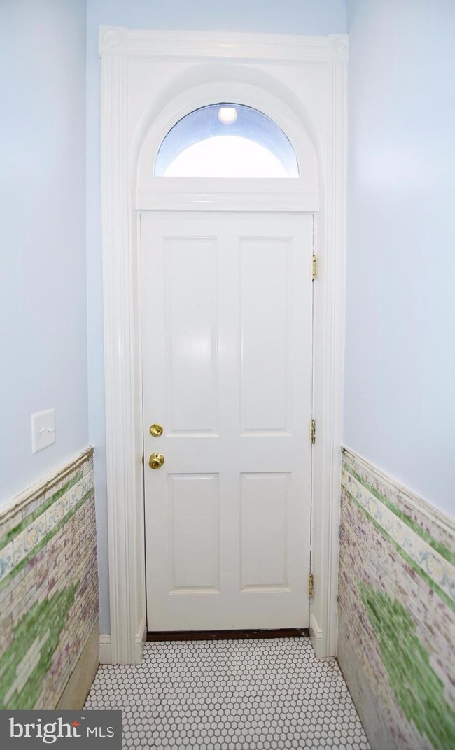 2319 Ashland Ave, Baltimore, MD 21205 - photo 2