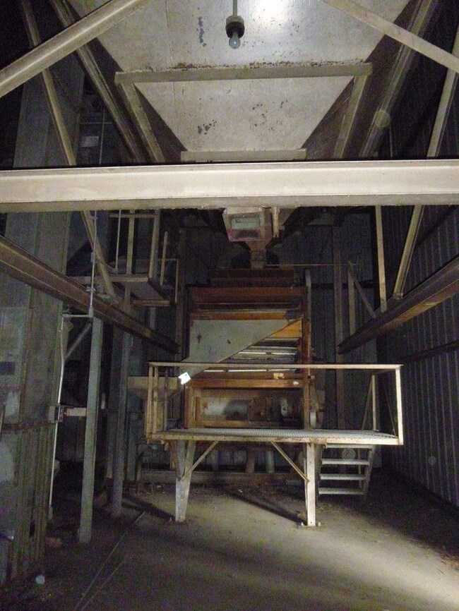 2175 E Kelley Rd, Frankfort, IN 46041 - photo 7