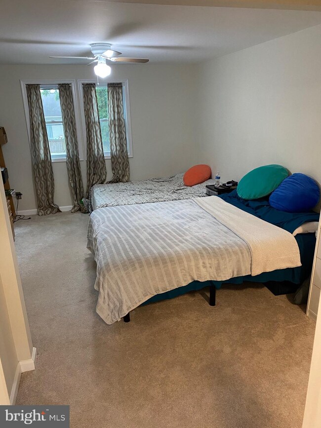 808 Elfin Ave, Capitol Heights, MD 20743 - photo 4