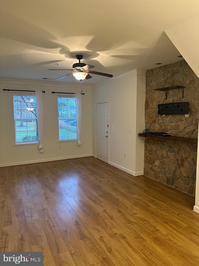 42542 Mayflower Terrace, Ashburn, VA 20148 - photo 5