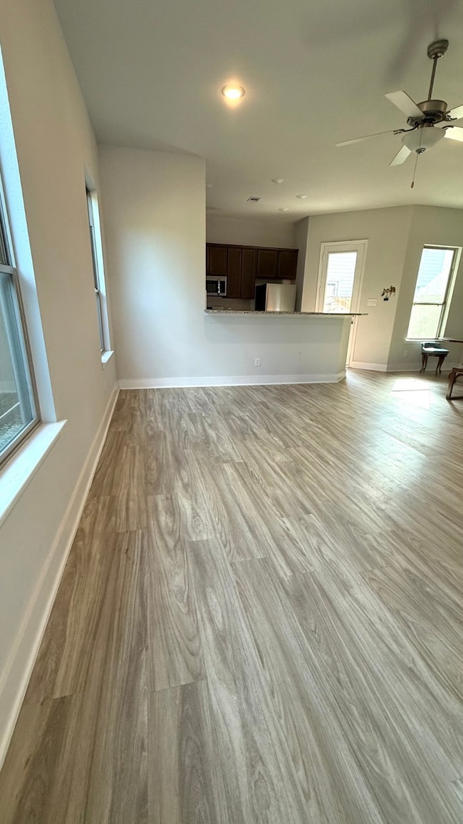 4001 Cusco Ln, Houston, TX 77045 - photo 7