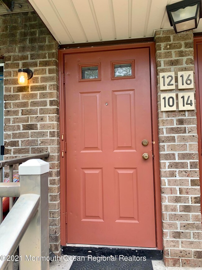 12 Ginger Ct, Eatontown, NJ 07724 - photo 2