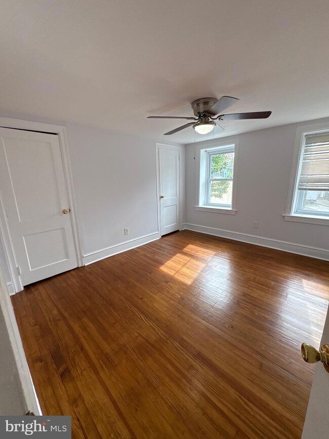 116 Grape St unit 4, Philadelphia, PA 19127 - photo 5