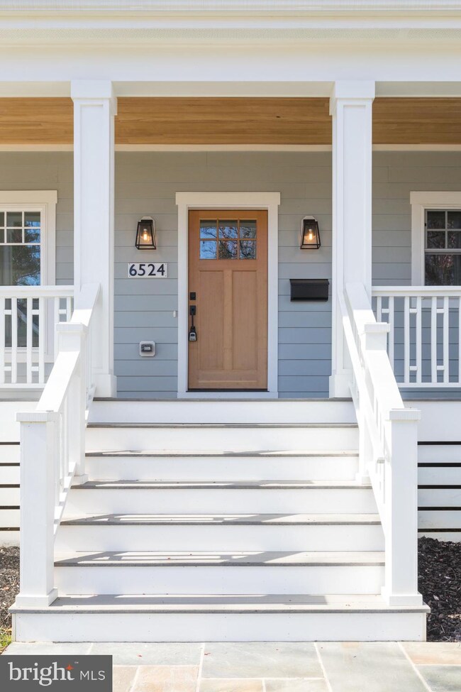 6524 32nd St, Falls Church, VA 22046 - photo 2