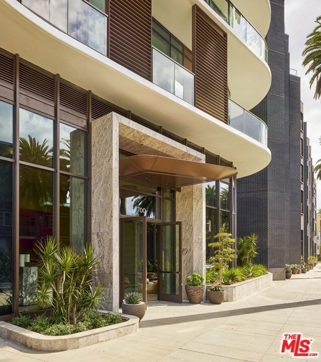 700 Broadway unit PH 815, Santa Monica, CA 90401 - photo 2