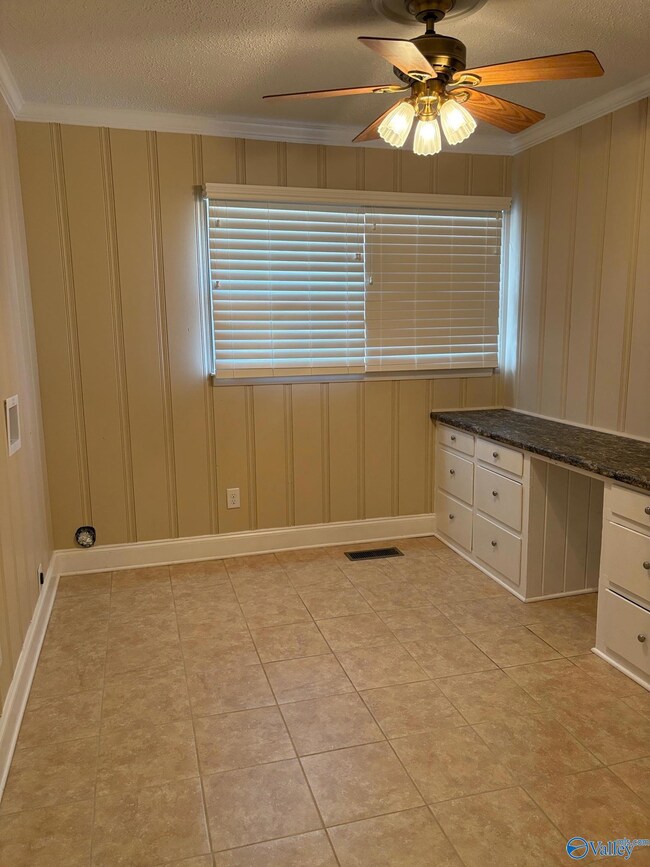 19372 Huntsville Brownsferry Rd, Athens, AL 35611 - photo 7