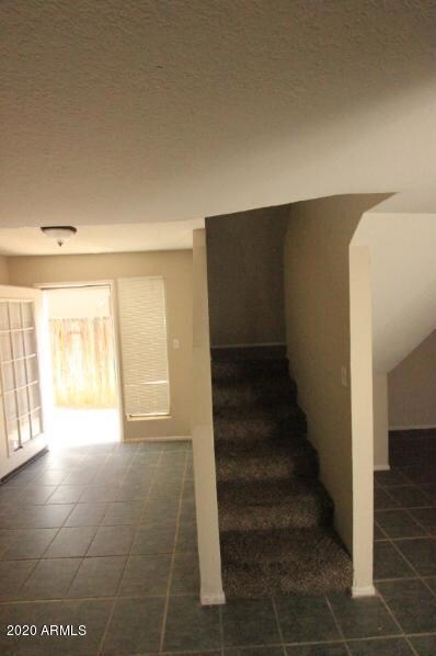 1736 E Pepper Cir unit 3, Mesa, AZ 85203 - photo 4