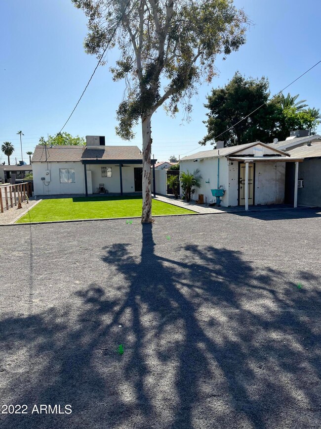 372 N Washington St, Chandler, AZ 85225 - photo 3