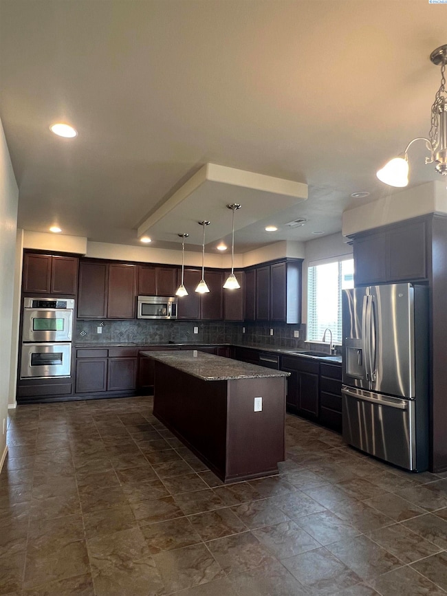 3001 S Dawes St, Kennewick, WA 99338 - photo 2