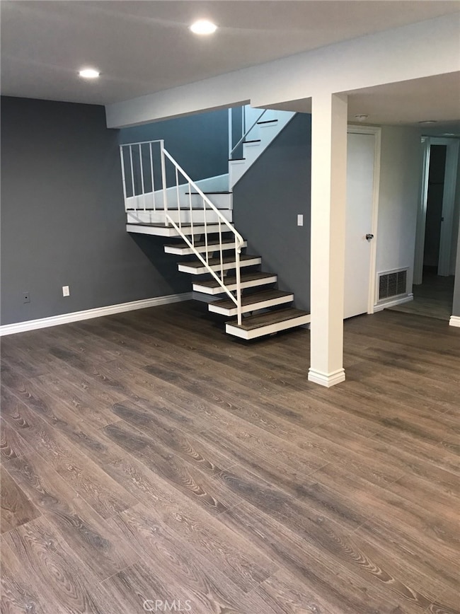 10210 Oklahoma Ave unit B, Chatsworth, CA 91311 - photo 2