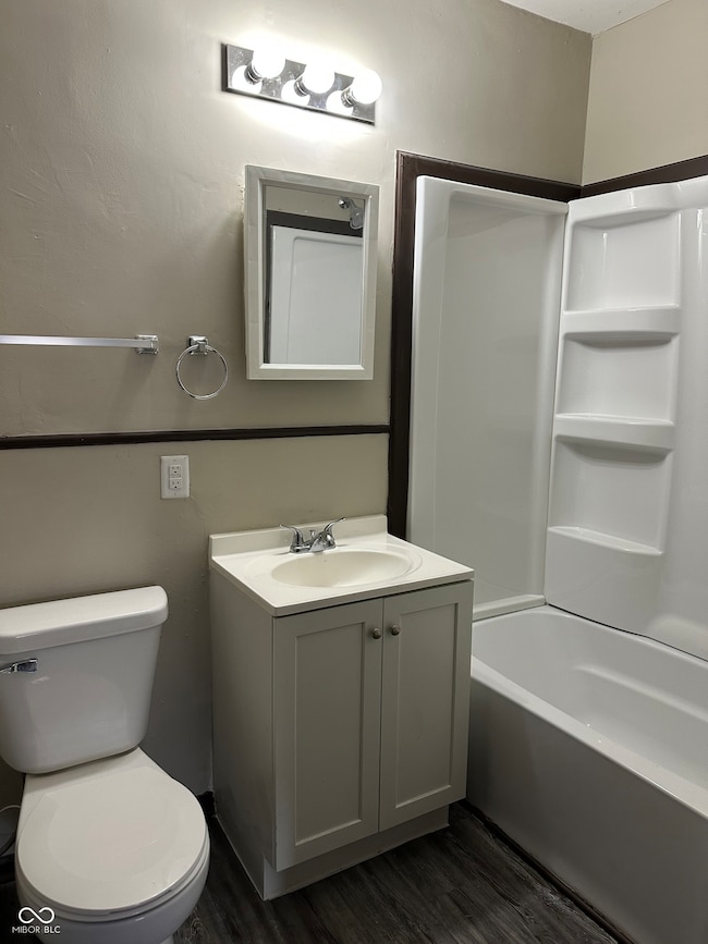 3810 E 9th St, Indianapolis, IN 46201 - photo 6