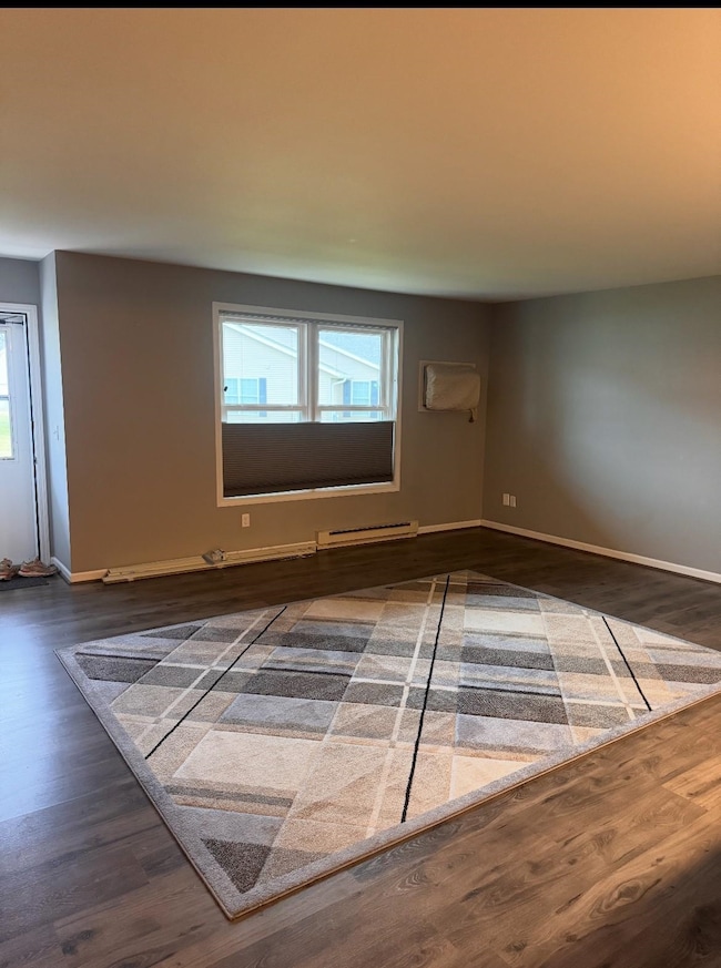 210 Country Side Ct unit C, Waupaca, WI 54981 - photo 6