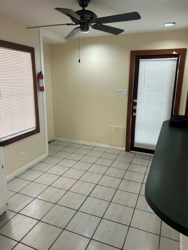 415 Woodard St, Houston, TX 77009 - photo 2