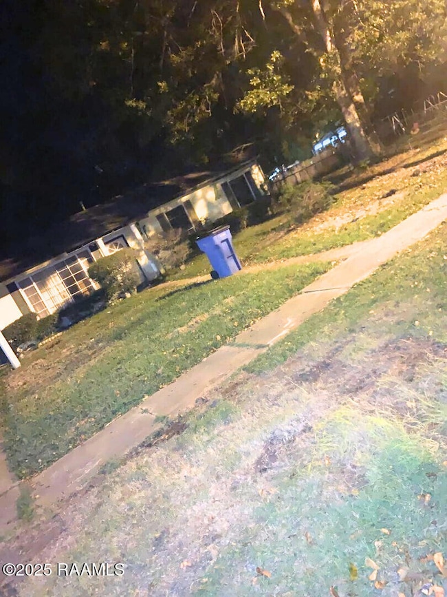 821 Guidroz St, Franklin, LA 70538 - photo 2