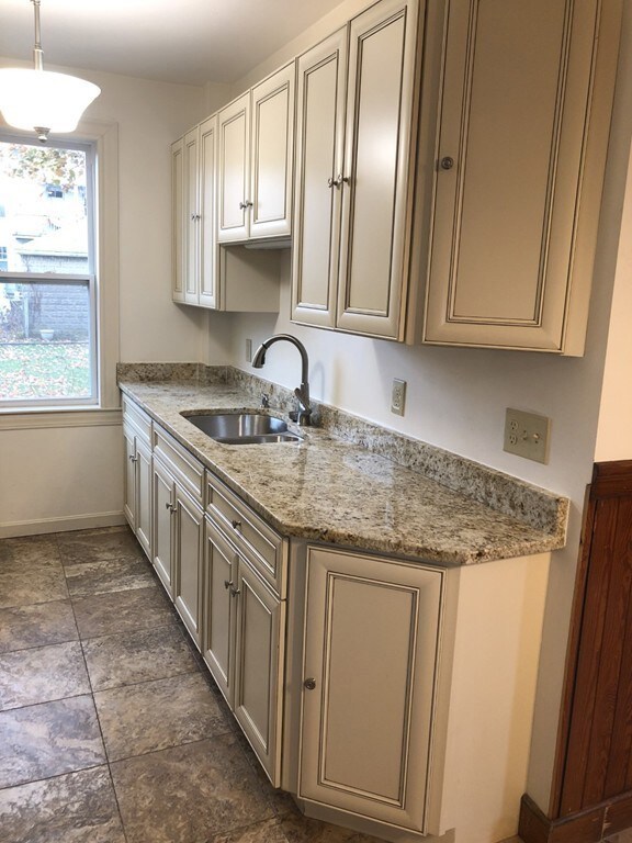 62 Leach St unit 1, Salem, MA 01970 - photo 5