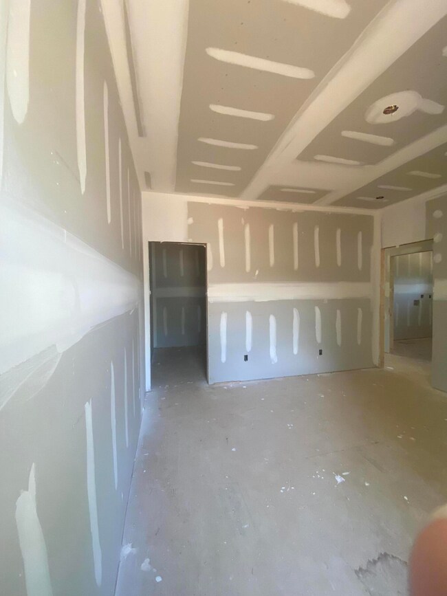 914 Hopson St, Johnson City, TN 37601 - photo 5