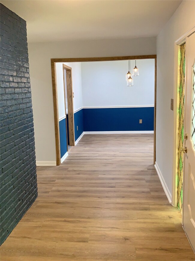 9703 Kindletree Dr, Houston, TX 77040 - photo 6