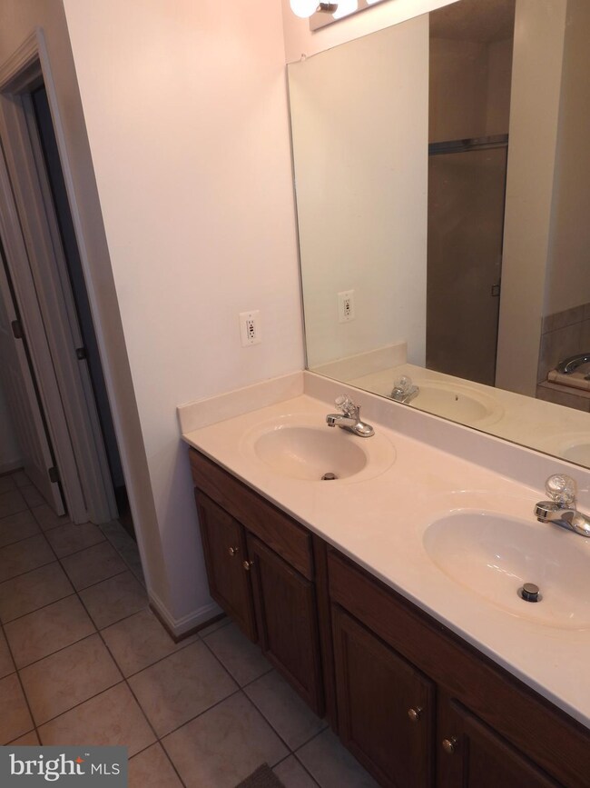 14510 Ivy Dale Ct, Swan Point, MD 20645 - photo 7